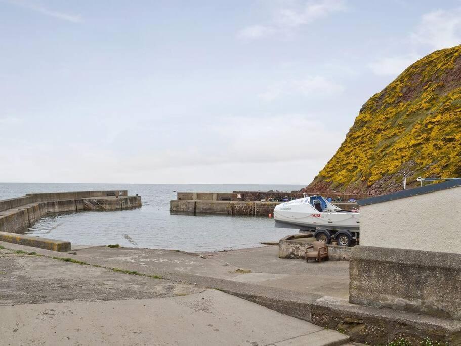 Fisherman'S Cottage In Pennan Zewnętrze zdjęcie